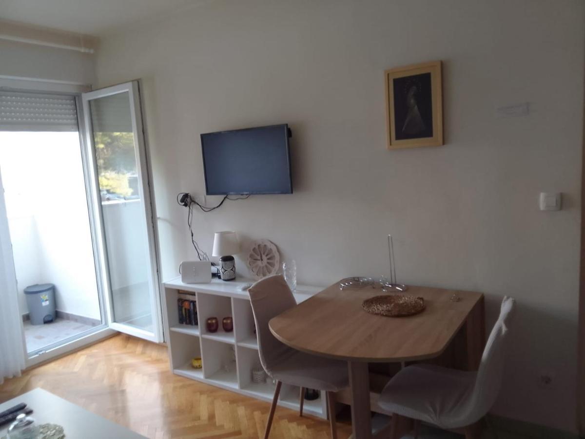 Apartment Italiano Σπλιτ Εξωτερικό φωτογραφία